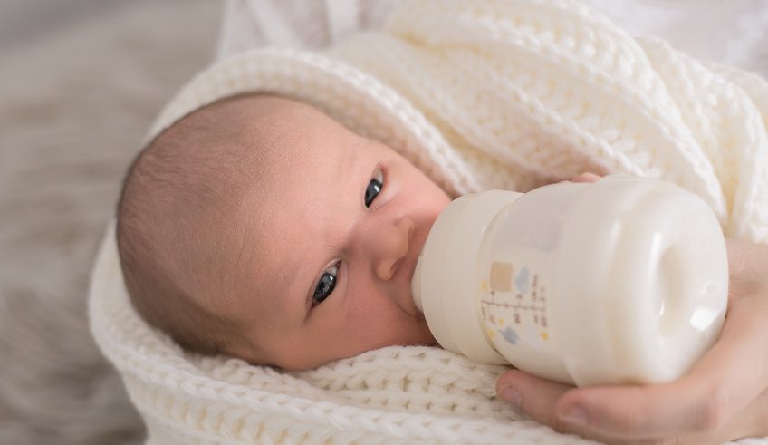 Wieviel muss ein Baby trinken?